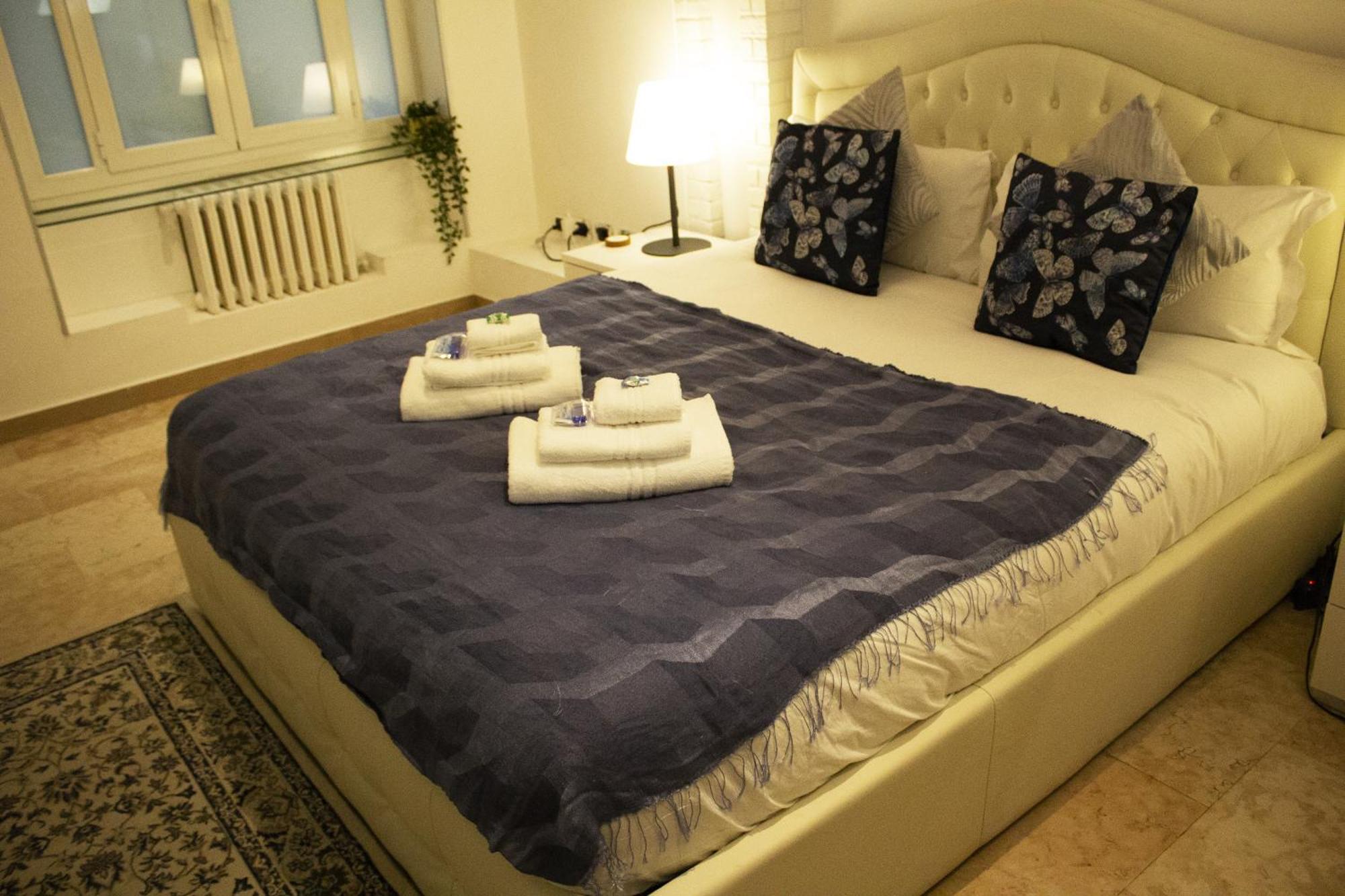 Bb Navigli Bed & Breakfast - Milan — Photos 3